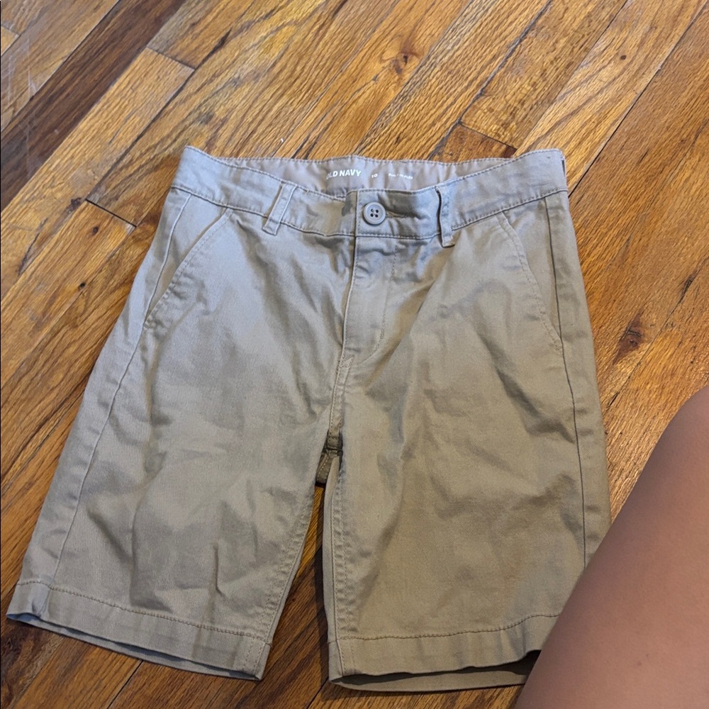Old Navy Khaki Flex Shorts